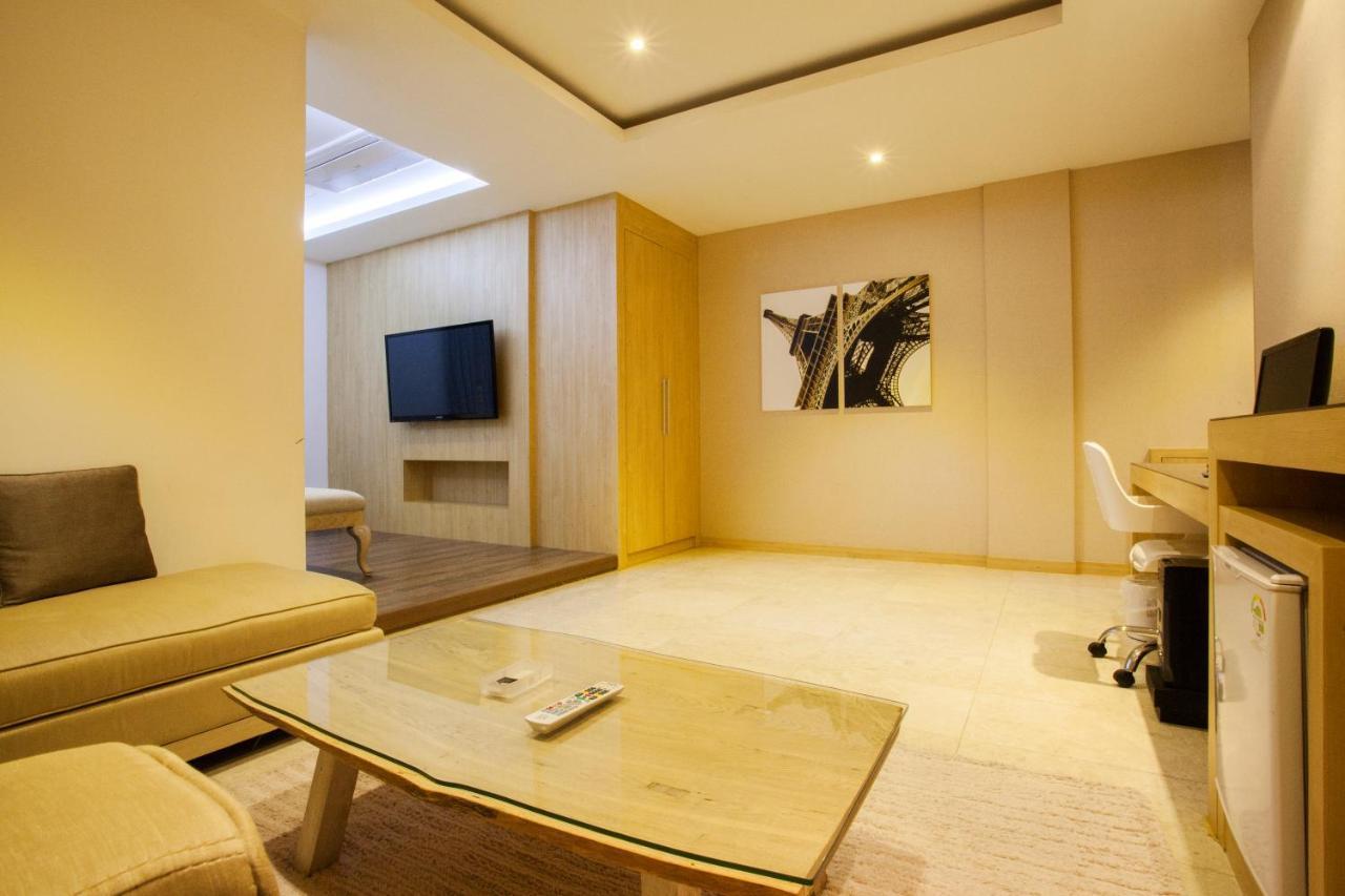 Suwon Reve Hotel Kültér fotó