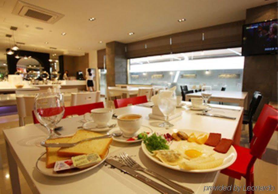 Suwon Reve Hotel Étterem fotó