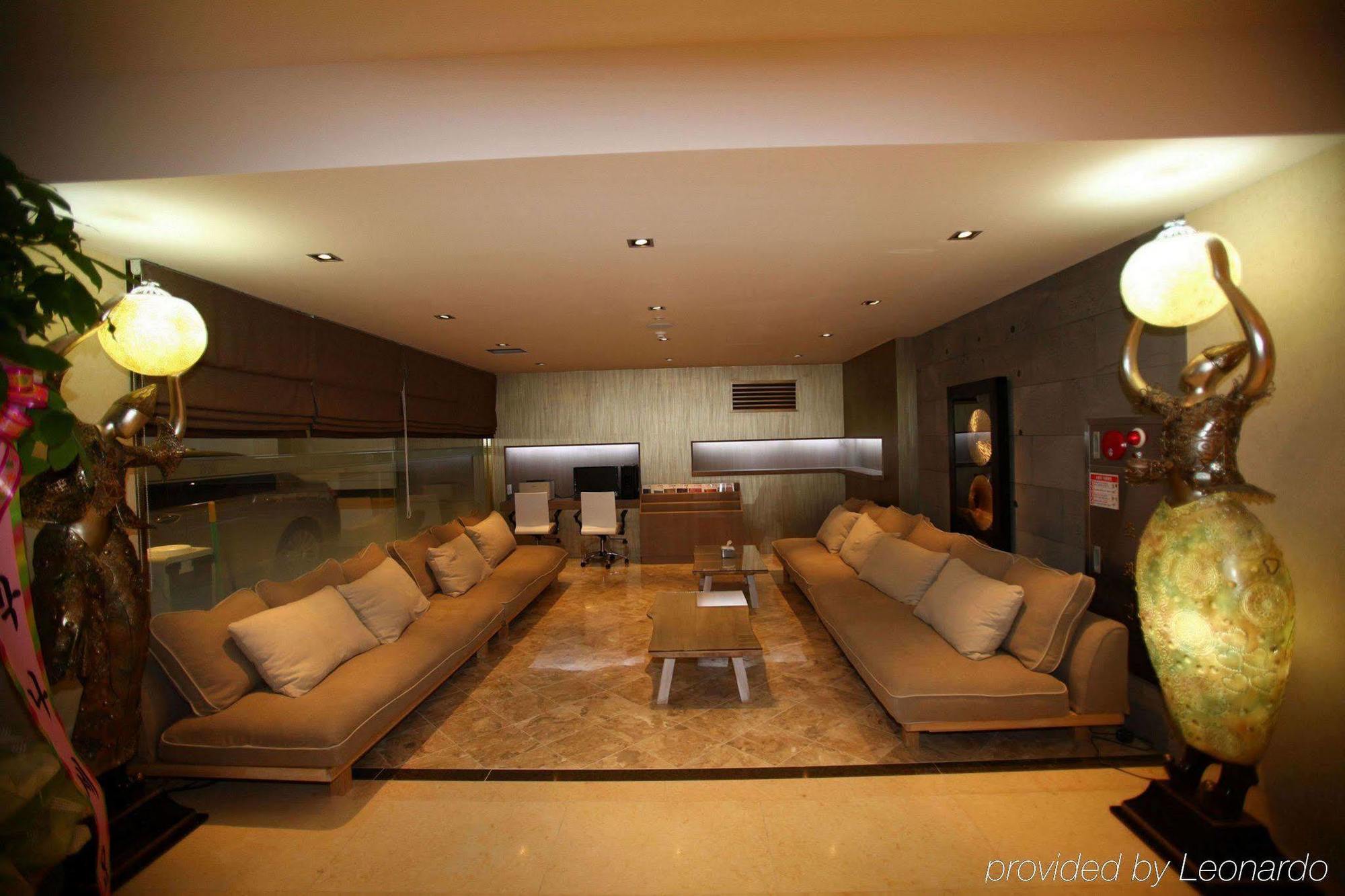 Suwon Reve Hotel Beltér fotó